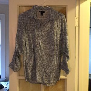 Blue flower button up